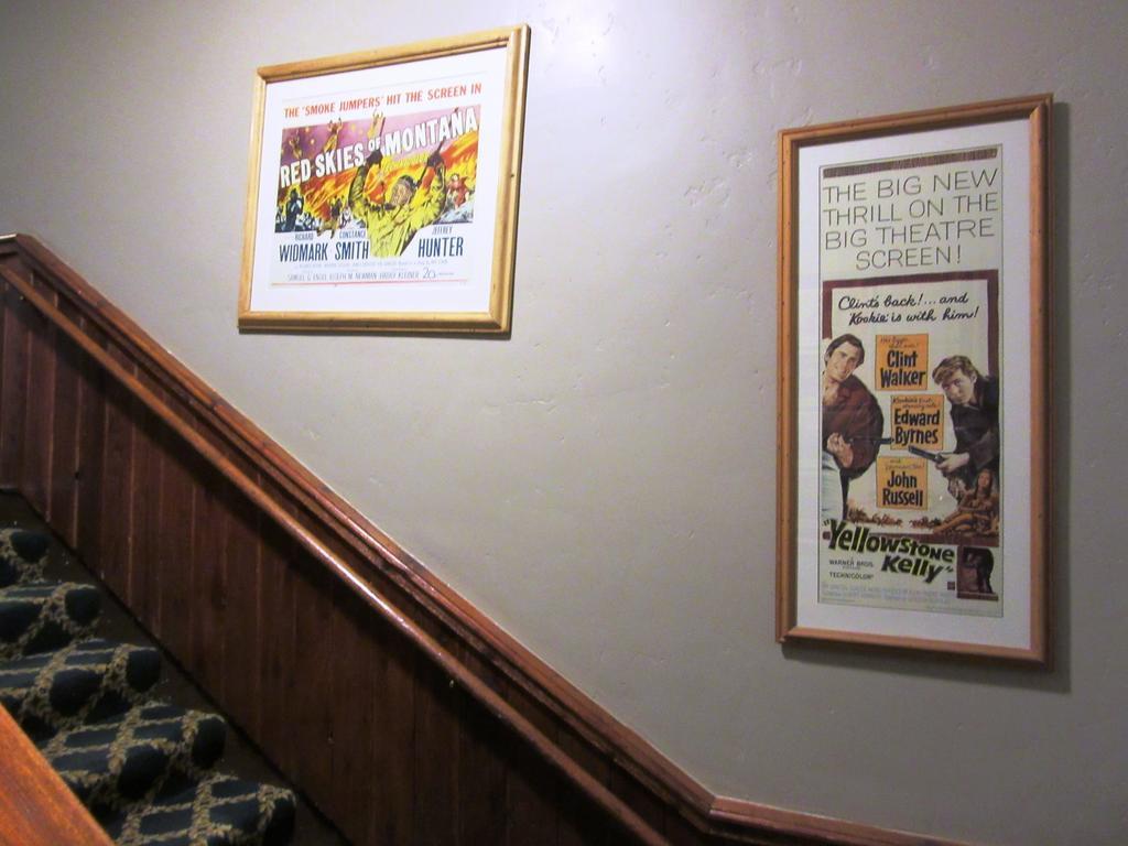 White Buffalo Hotel West Yellowstone Exterior foto
