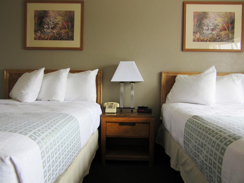 White Buffalo Hotel West Yellowstone Quarto foto